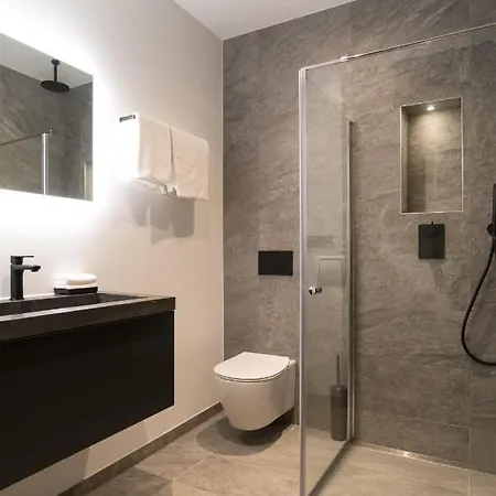 Midtown Appart hôtel 3*