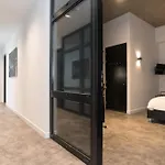Midtown 3*