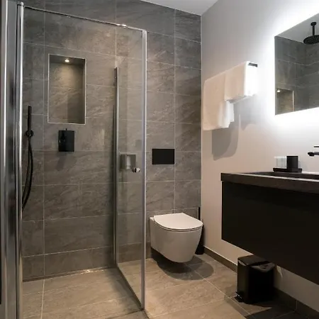 Midtown Lägenhetshotell 3*