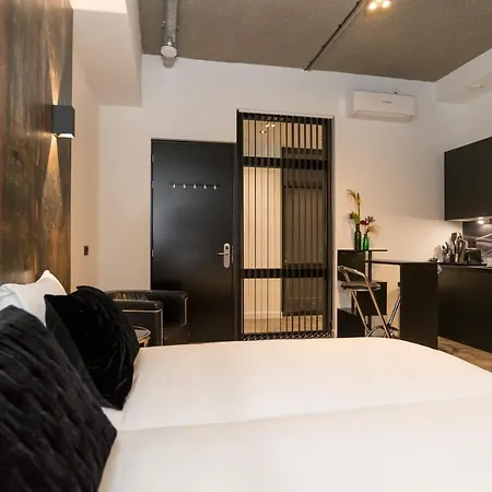 Midtown Aparthotel *